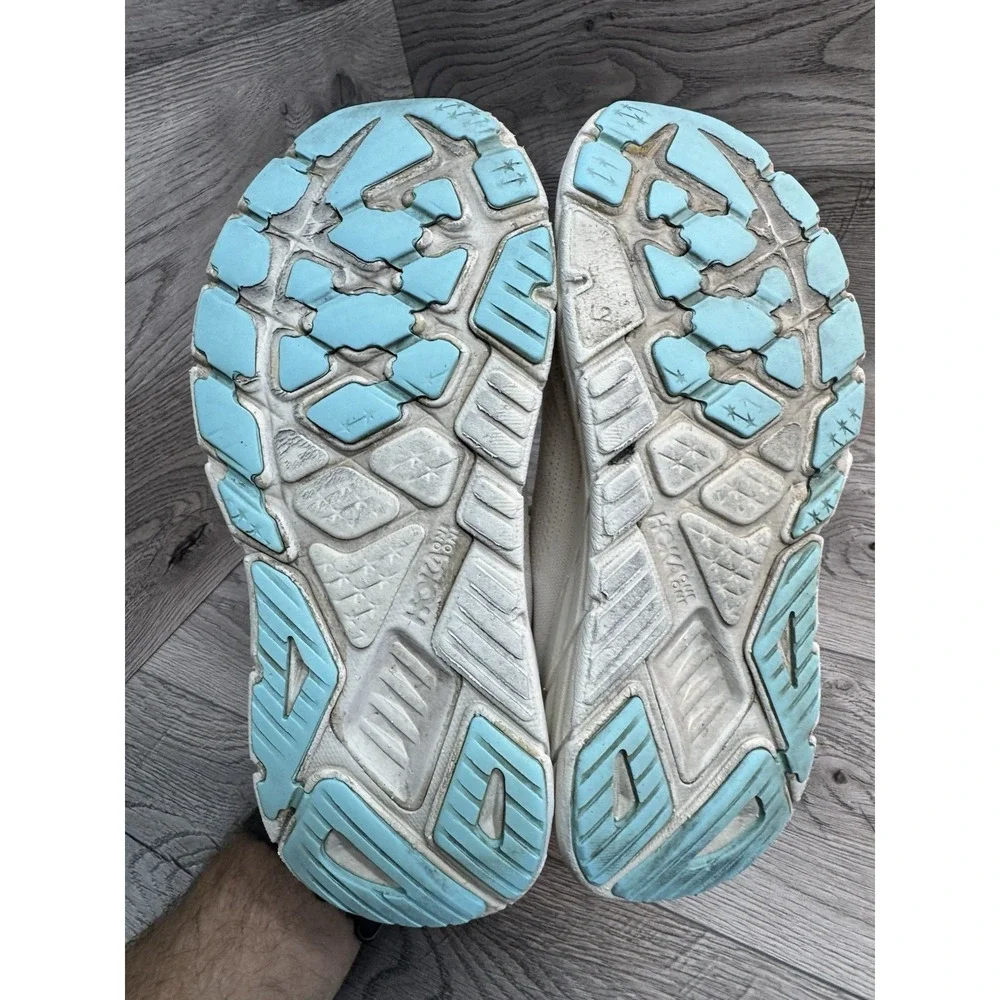 Hoka One One Arahi 7 Womens 6.5 B Shoes Vanilla Cream Running Walking Sneakers